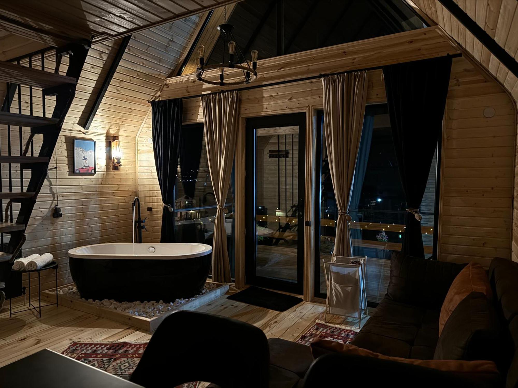 Outdoor Cottages Kazbegi Экстерьер фото